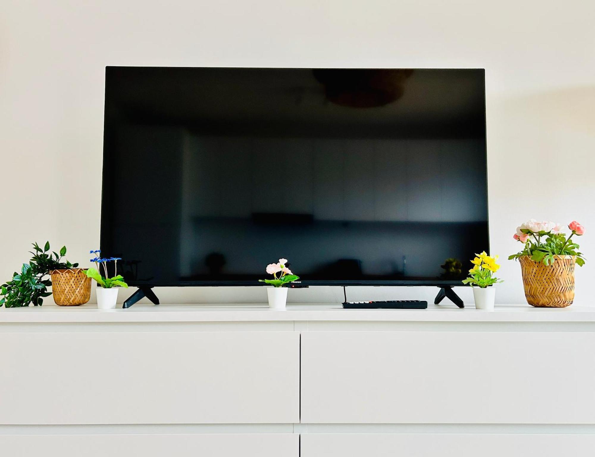 Modern Apartment With Balcony & Free Parking - Nearby Metro เวียนนา ภายนอก รูปภาพ