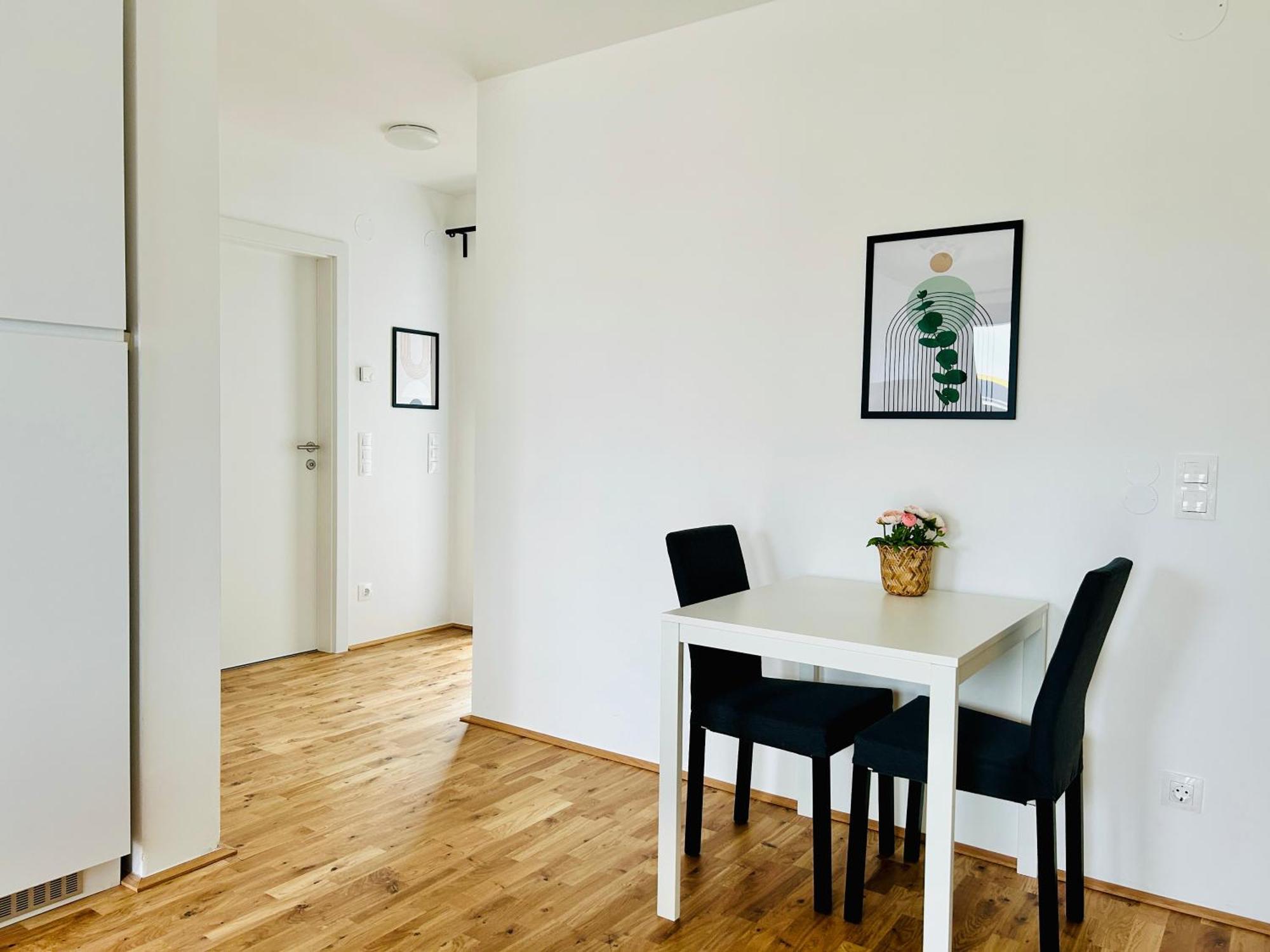 Modern Apartment With Balcony & Free Parking - Nearby Metro เวียนนา ภายนอก รูปภาพ